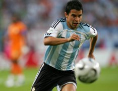 记者：2006年阿根廷世界杯阵容中已有13人成为教练